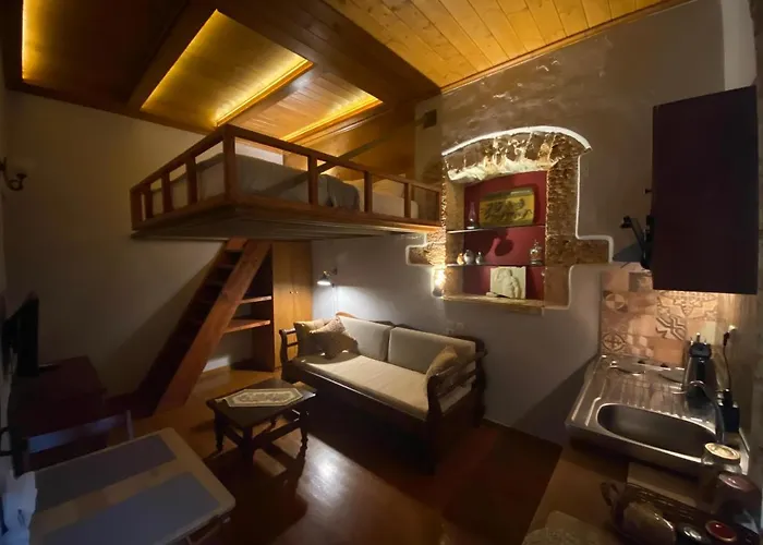 Dom wakacyjny Microcosmos Halepas